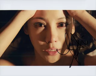 Fiona Xie autograph