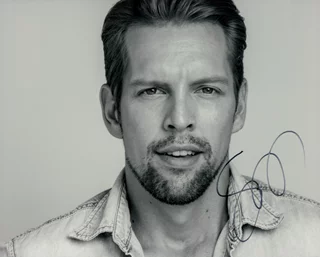 Shawn-Caulin Young autograph