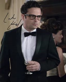 Luke Kirby autograph