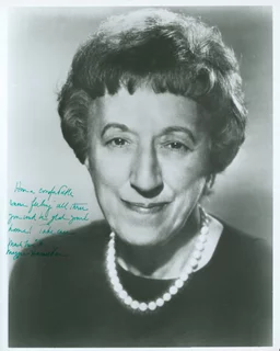 Margaret Hamilton autograph