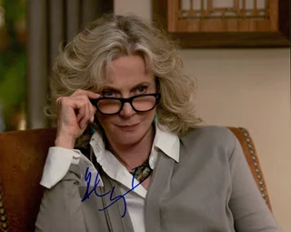 Blythe Danner autograph