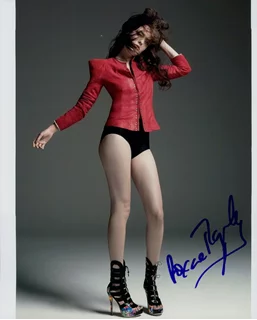 Roxane Mesquida autograph