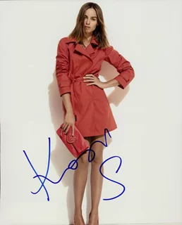 Kasia Smutniak autograph
