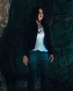 Jeanine Mason autograph