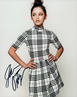 Jenna Ortega autograph