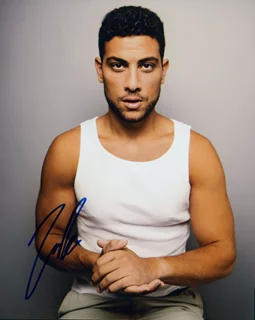 Zeeko Zaki autograph