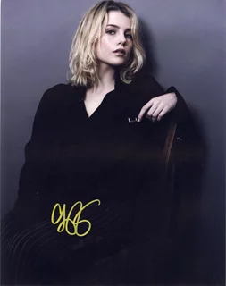 Lucy Boynton autograph