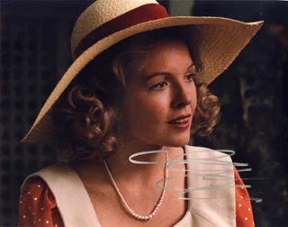 Diane Keaton autograph