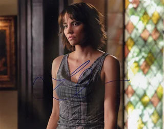 Lauren Cohan autograph