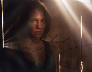 Lauren Cohan autograph