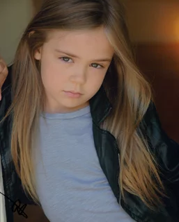 Alyssa de Boisblanc autograph