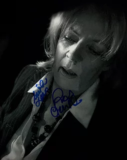 Roslyn Gentle autograph