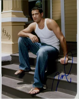 Jesse Metcalfe autograph