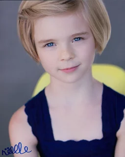 Noelle Parker autograph