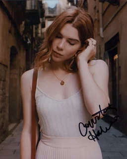 Courtney Halverson autograph