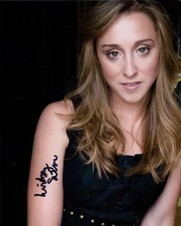 Lindsay Seim autograph