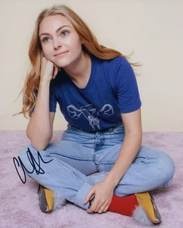 Annasophia Robb autograph