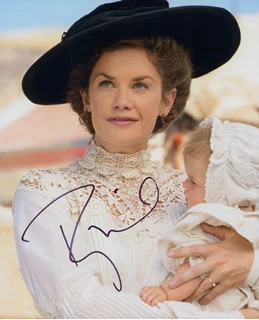 Ruth Wilson autograph