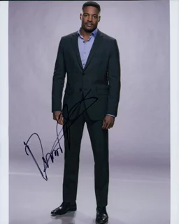 Duane Henry autograph