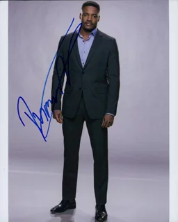 Duane Henry autograph