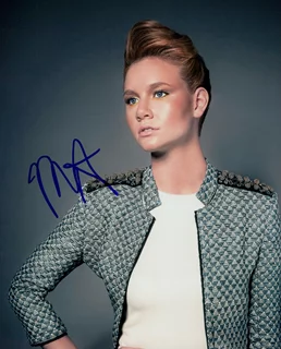 Madisen Beaty autograph