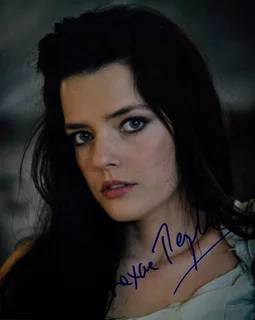 Roxane Mesquida autograph