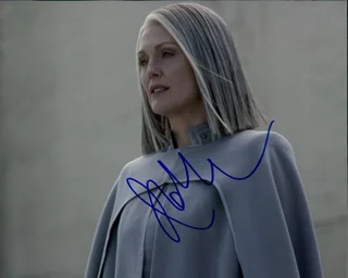 Julianne Moore autograph