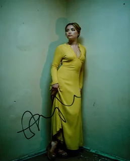Florence Pugh autograph