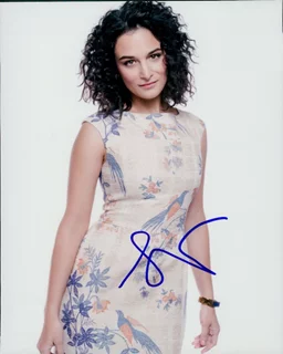 Jenny Slate autograph
