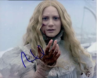 Mia Wasikowska autograph