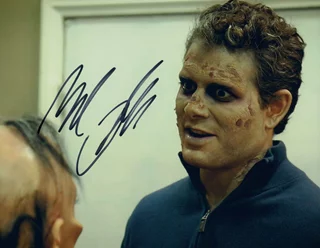 Raul S. Julia autograph