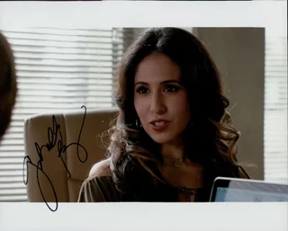 Gabrielle Ruiz autograph