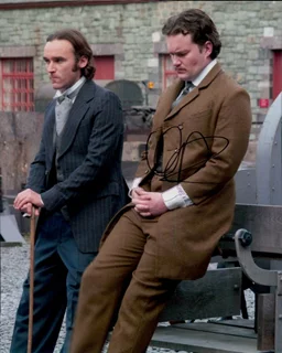 Gareth David-Lloyd autograph