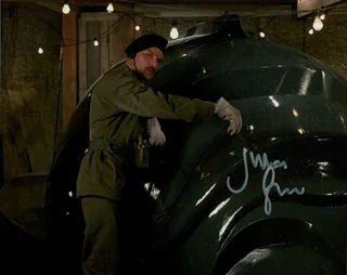 Julian Glover autograph