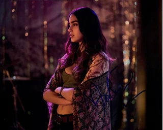 Melissa Barrera autograph