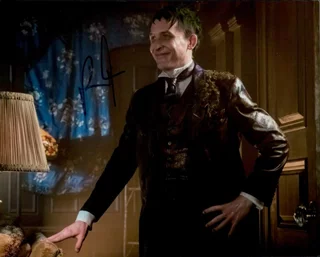 Robin Lord Taylor autograph