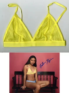 Fatima Kojima autograph