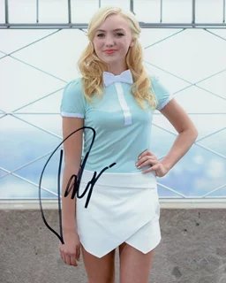 Peyton List autograph