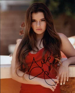 Alexis Jayde Burnett autograph