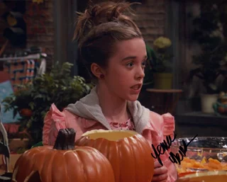 Jenna Davis autograph