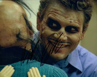 Raul S. Julia autograph