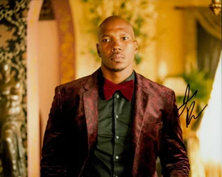 Isaac Keys autograph