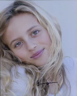 Evangeline Lindes autograph