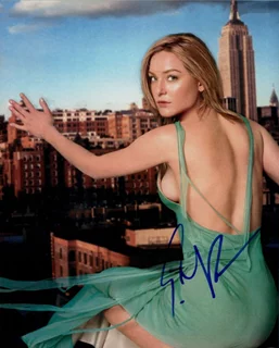 Elisabeth Rohm autograph
