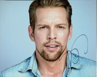 Shawn-Caulin Young autograph