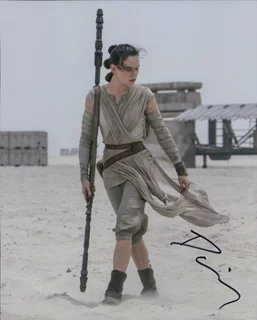 Daisy Ridley autograph