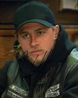 Charlie Hunnam autograph