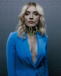 Sarah Bolger autograph