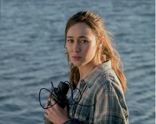 Alycia Debnam-Carey autograph