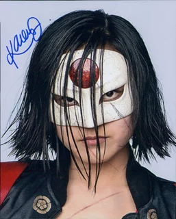 Karen Fukuhara autograph